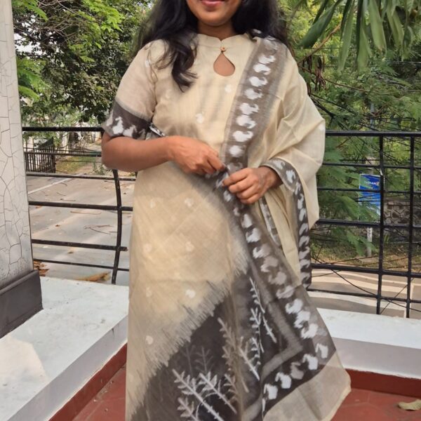 Cream Jamdhani Kurta set